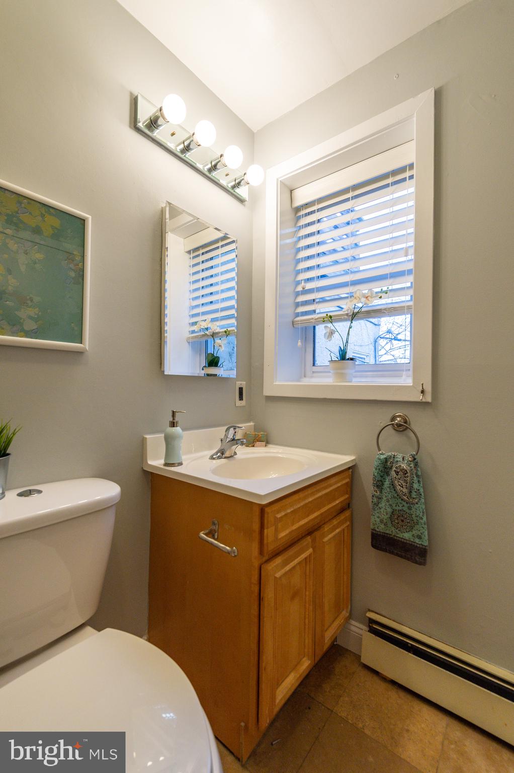 2124 Christian Street, Unit B Philadelphia, PA 19146 - Photo 13 of 20