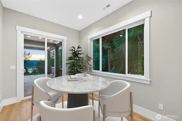 $4,799,888 | 1642 205th Place Northeast, Sammamish, WA 98074