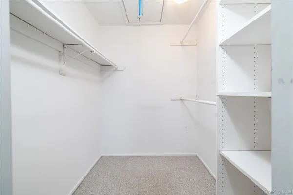 $625,000 | 100 Daly Boulevard, Unit 2005, Oceanside, NY 11572