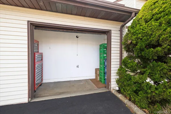 $625,000 | 100 Daly Boulevard, Unit 2005, Oceanside, NY 11572