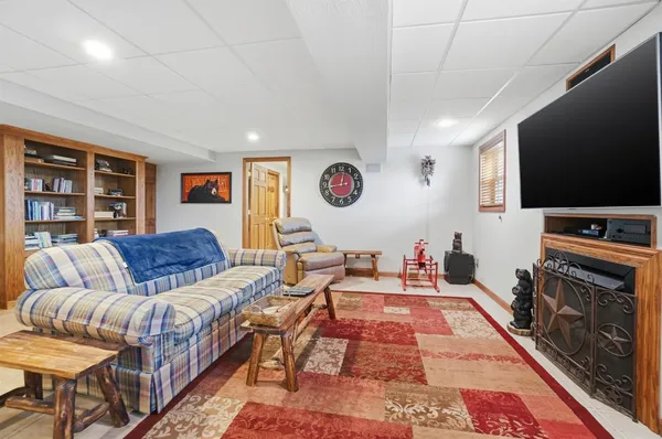 $499,900 | 5740 Berkshire Drive, Guilford, IN 47022