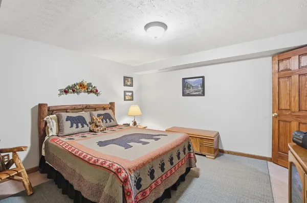 $499,900 | 5740 Berkshire Drive, Guilford, IN 47022