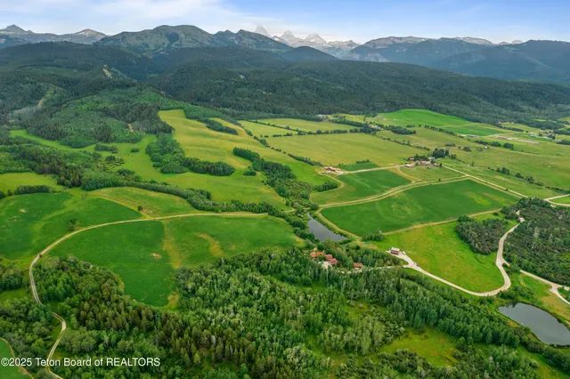 $10,750,000 | 2815 Black Sheep Farm Road, Alta, WY 83414