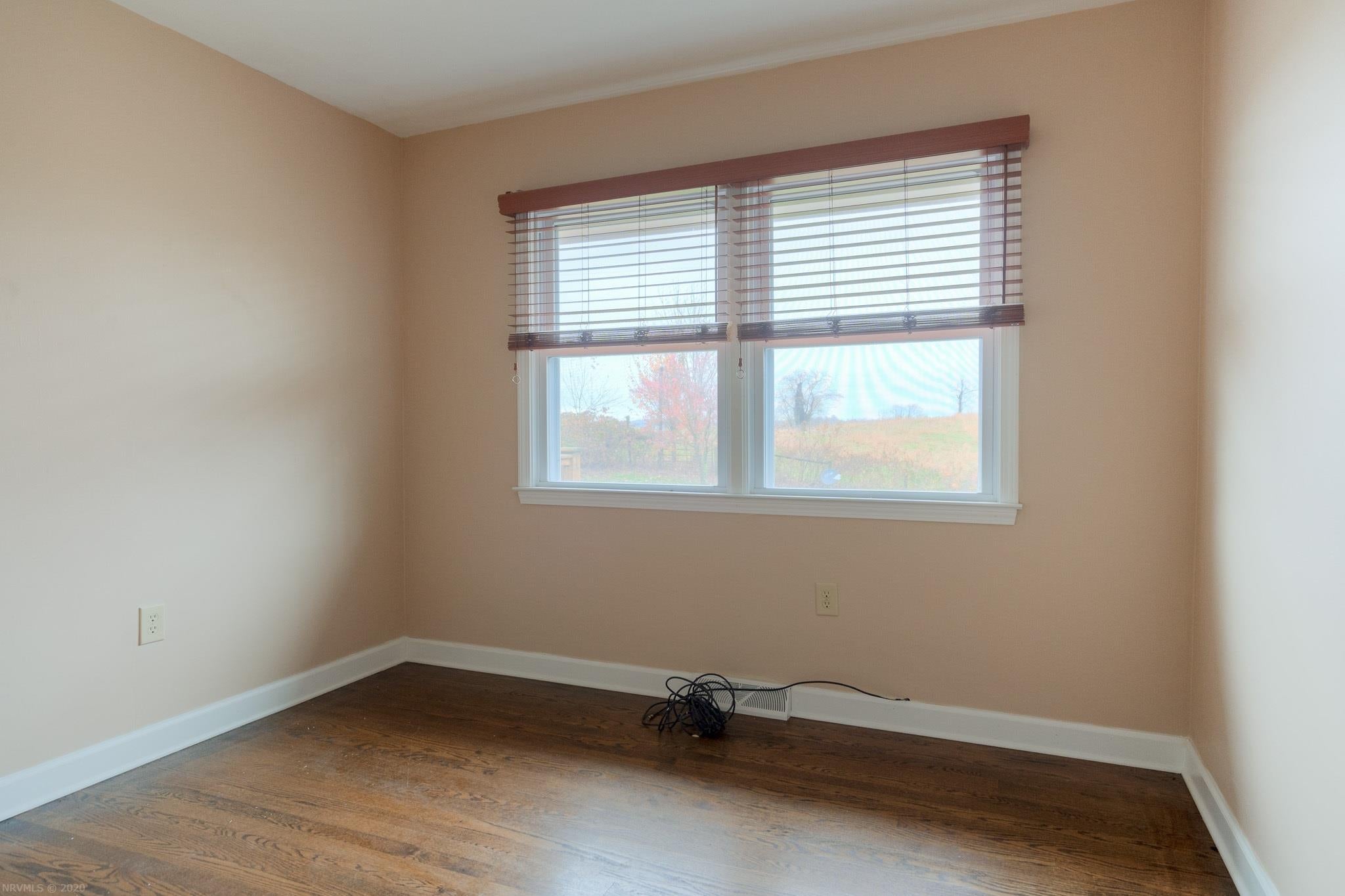 2150 Peppers Ferry Road Pulaski, VA 24301 - Photo 21 of 36 Gallery Image 21