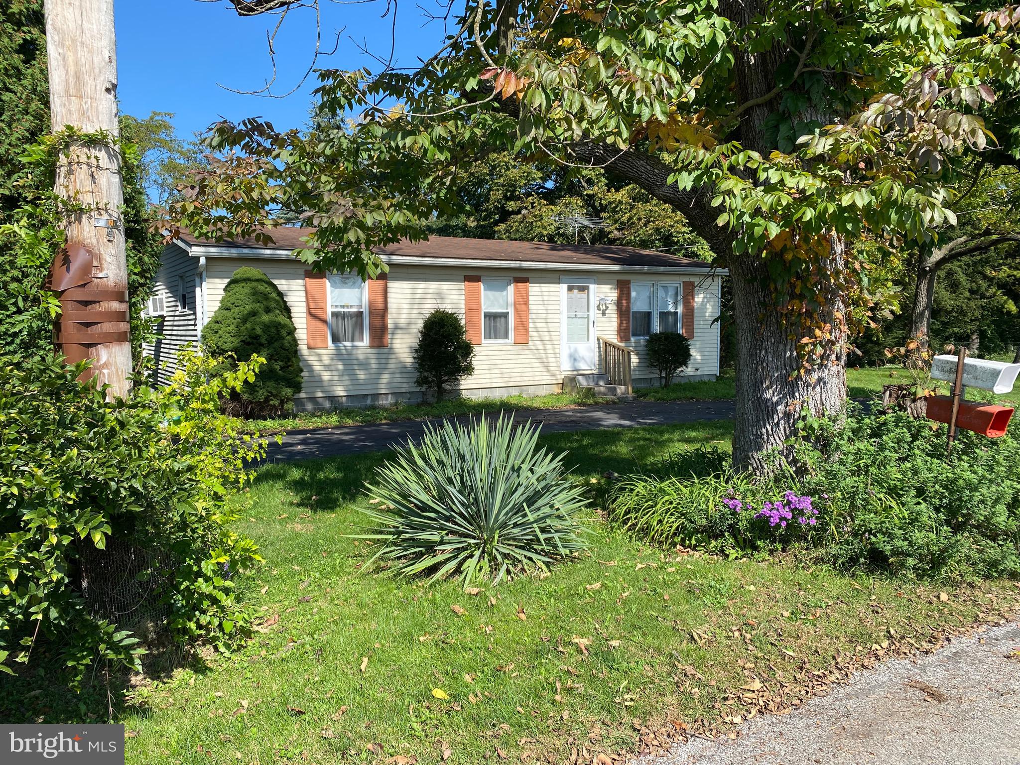 17 Commons Road Kutztown, PA 19530 - Photo 2 of 10 Gallery Image 2