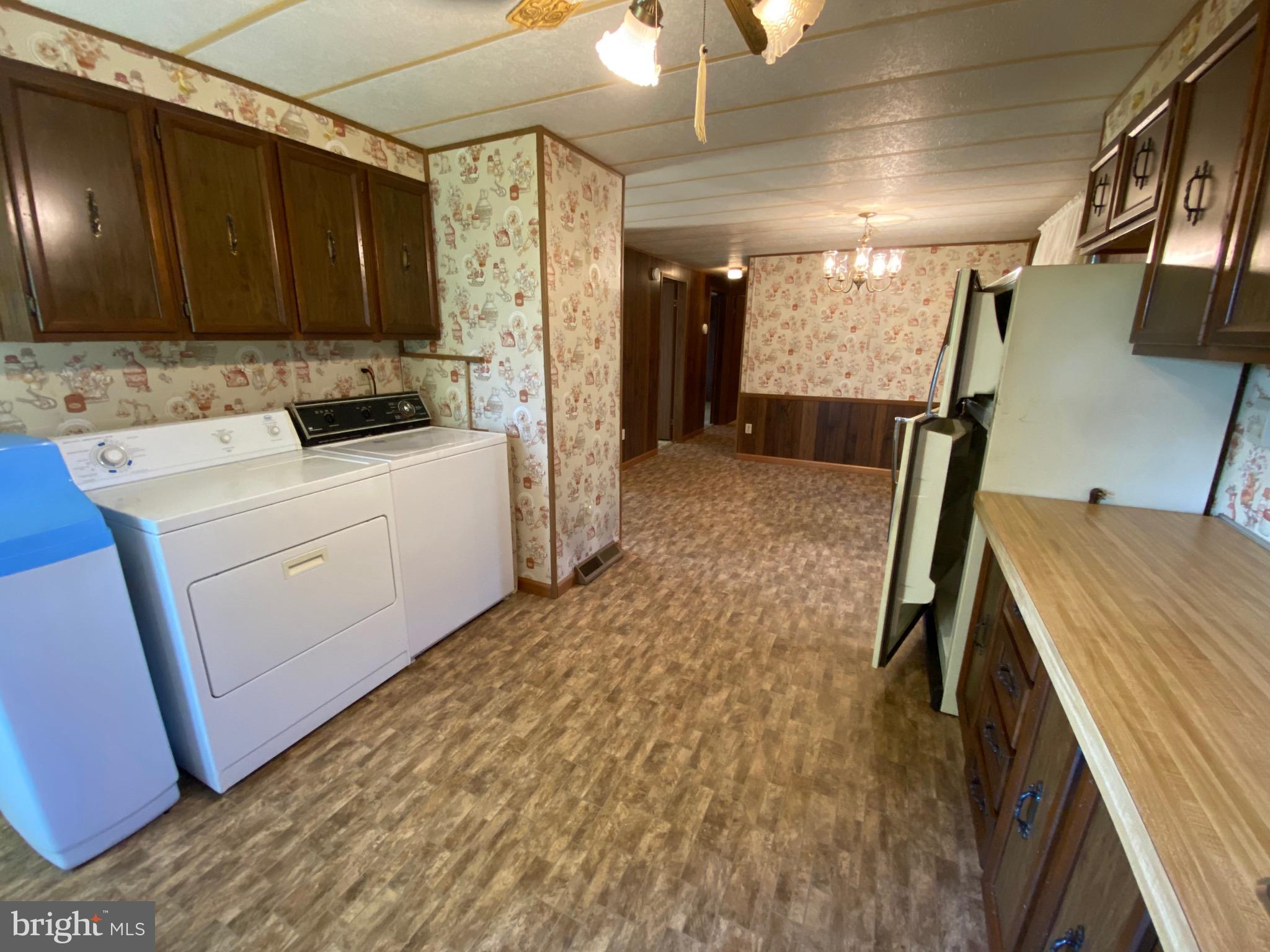 17 Commons Road Kutztown, PA 19530 - Photo 4 of 10 Kitchen and Laundry