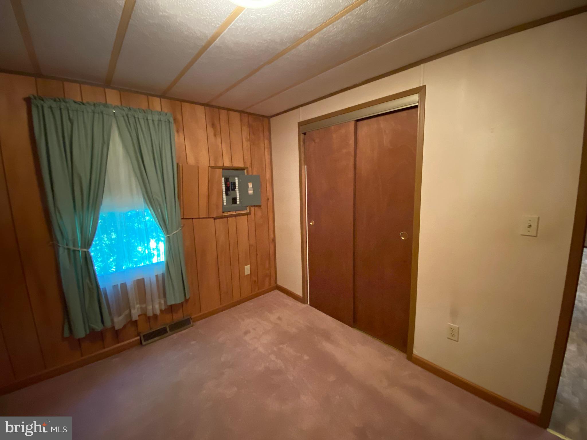 17 Commons Road Kutztown, PA 19530 - Photo 10 of 10 Bedroom with AC Window Unit