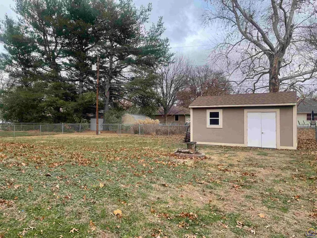 $339,000 | 416 Aquarius Street, Silver Lake, KS 66539