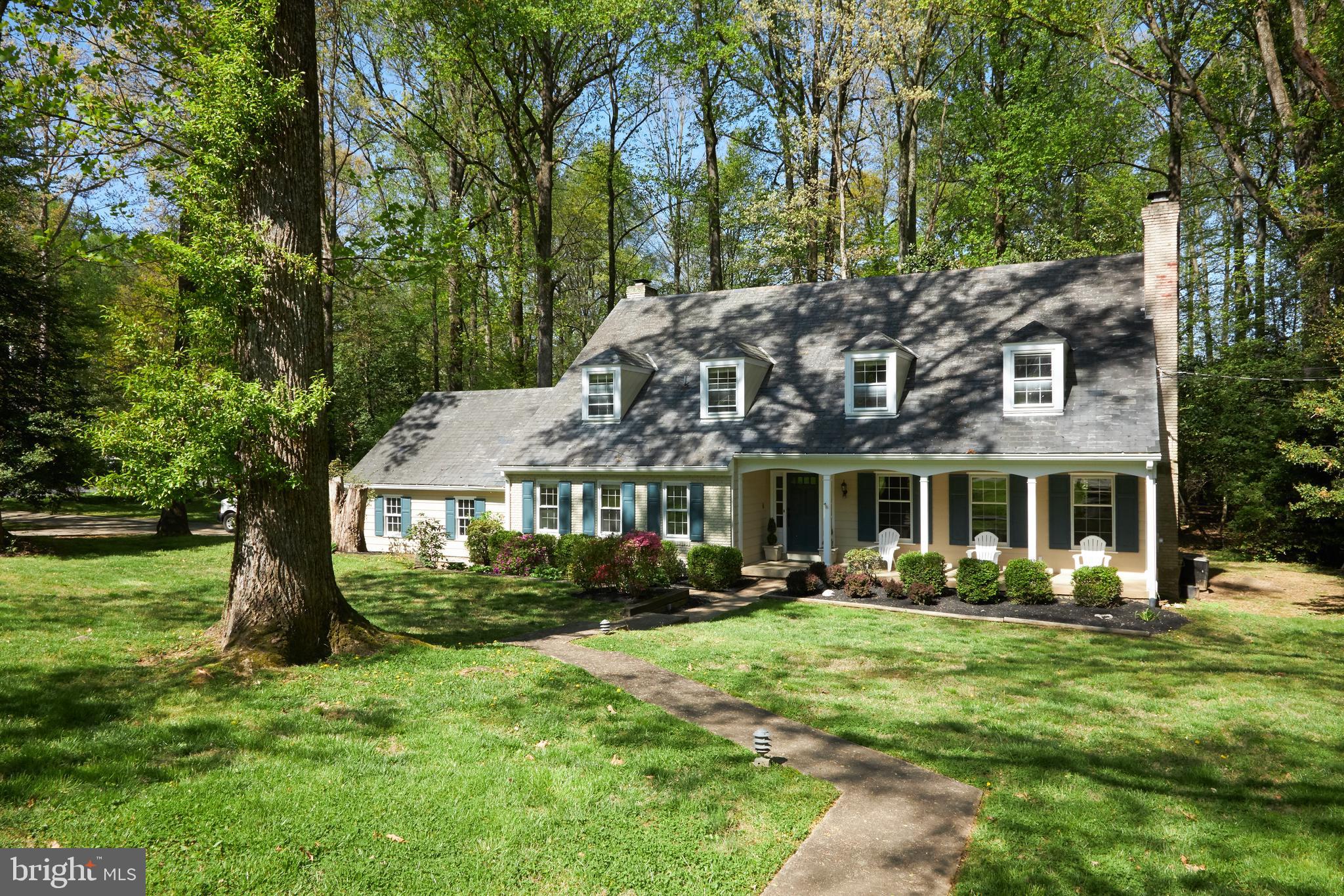 9919 Meriden Road Potomac, MD 20854 - Photo 1 of 48 Gallery Image 1