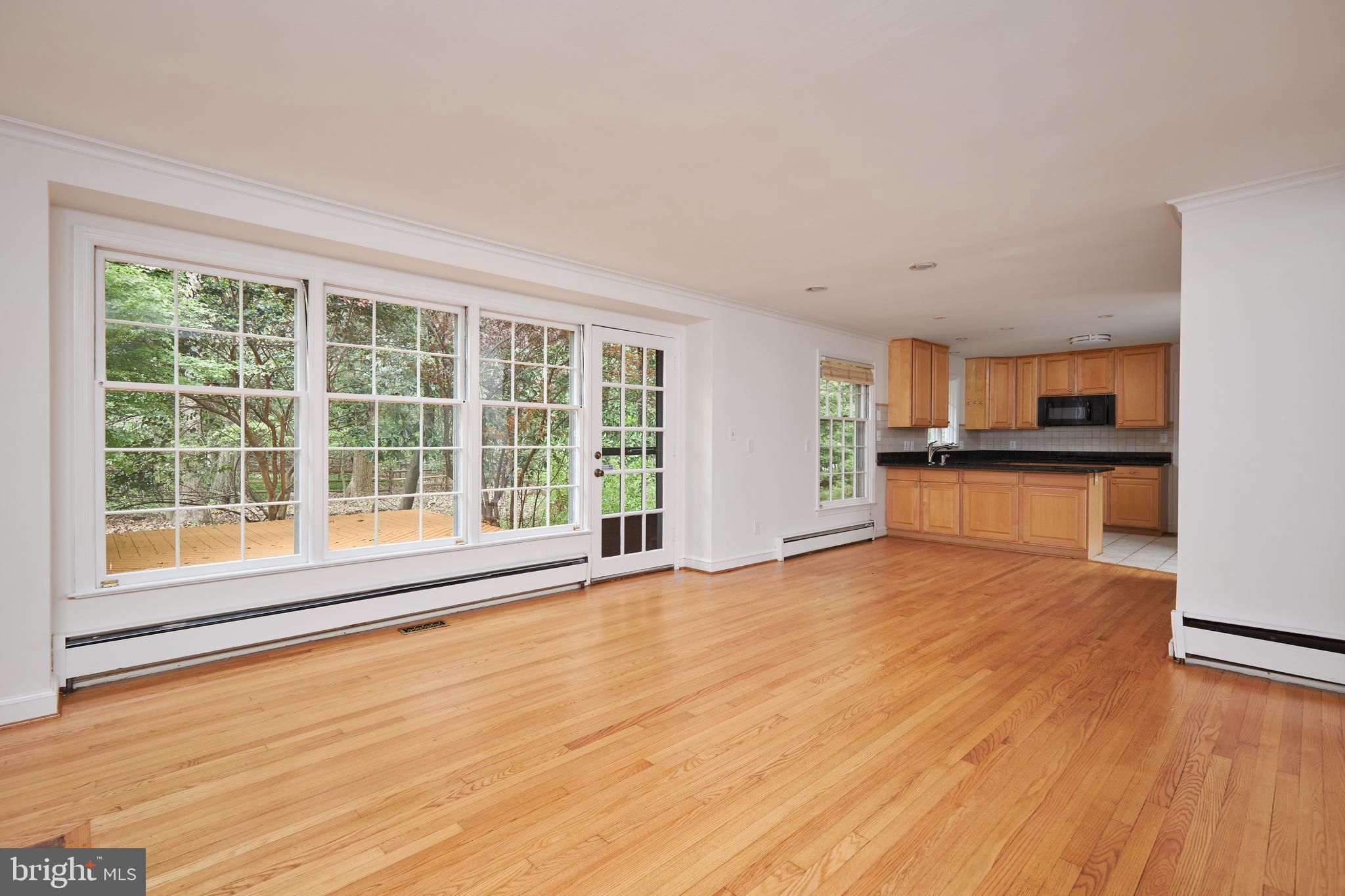 9919 Meriden Road Potomac, MD 20854 - Photo 19 of 48 Gallery Image 19