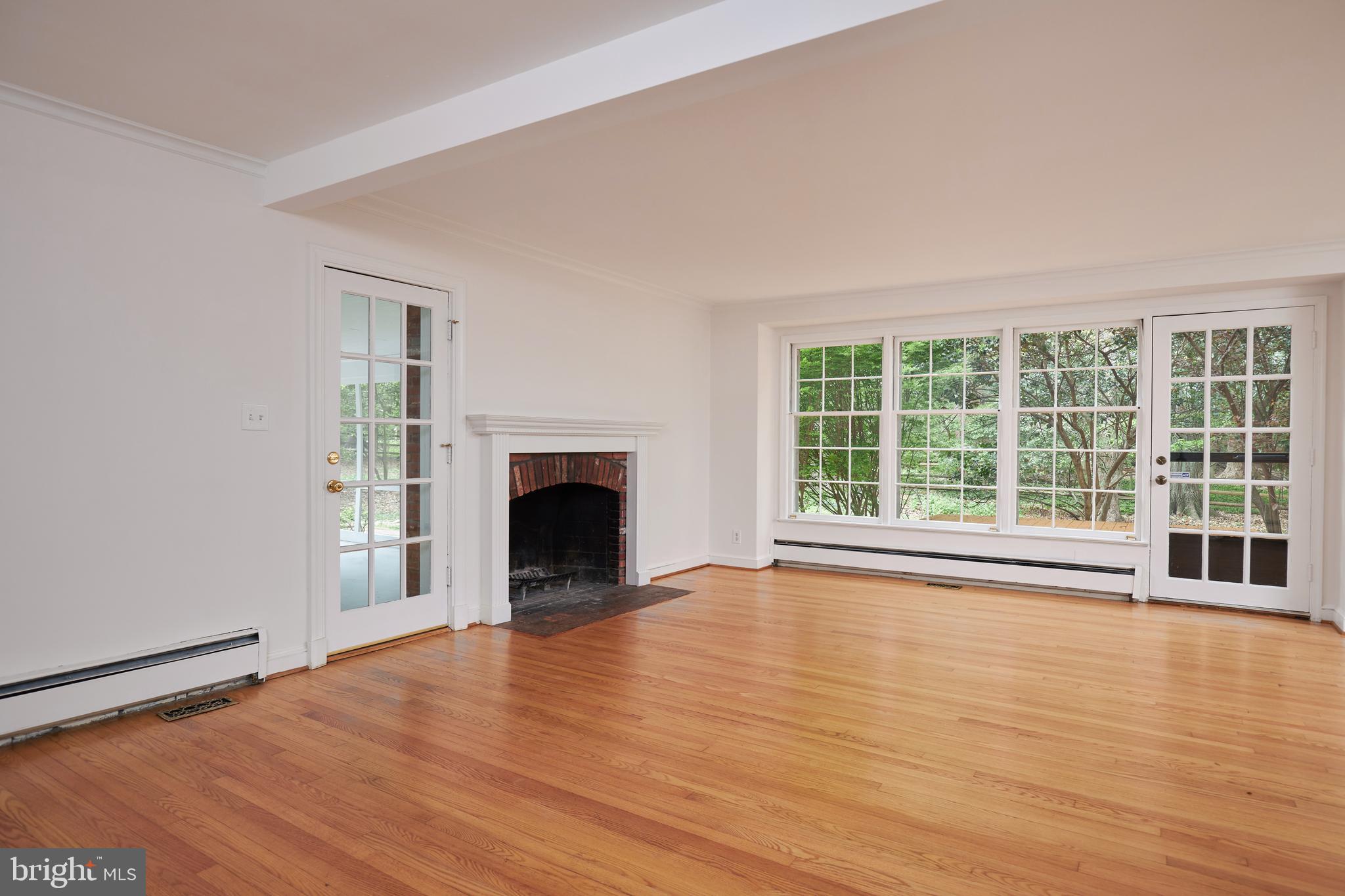 9919 Meriden Road Potomac, MD 20854 - Photo 20 of 48 Gallery Image 20