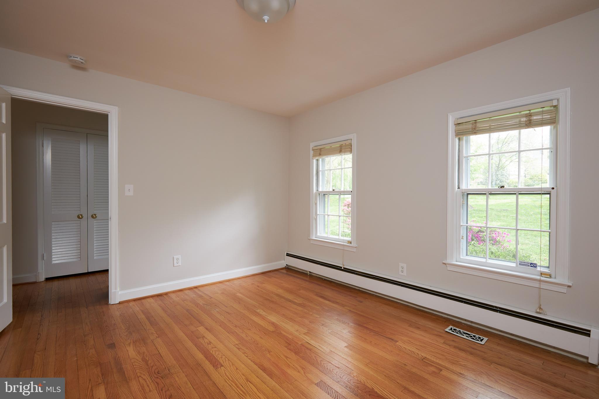9919 Meriden Road Potomac, MD 20854 - Photo 23 of 48 Gallery Image 23