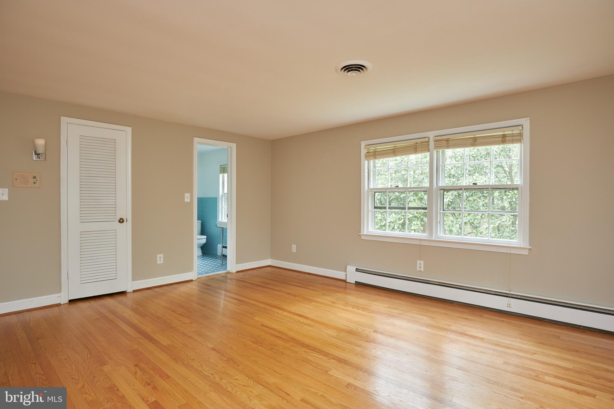 9919 Meriden Road Potomac, MD 20854 - Photo 30 of 48 Gallery Image 30