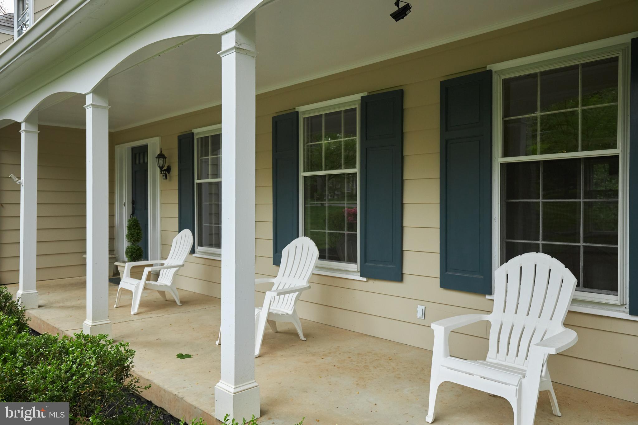 9919 Meriden Road Potomac, MD 20854 - Photo 44 of 48 Gallery Image 44