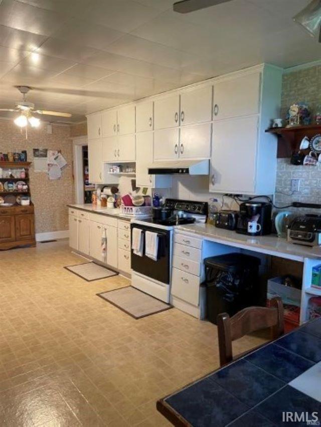 892 South Section Street Dugger, IN 47848 - Photo 3 of 7