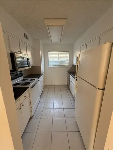 $1,400 | 920 West Tony Street, Unit B, Gonzales, LA 70737