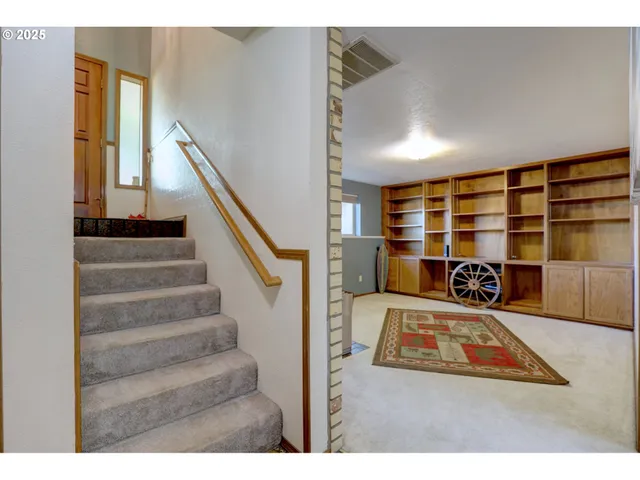 a view of entryway and hall