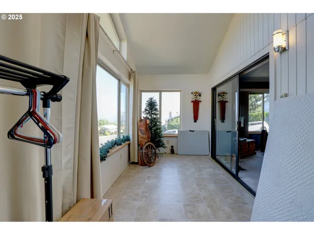 a view of a hallway with workspace