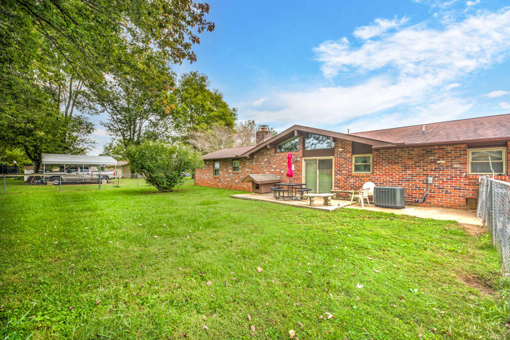 132 South Cunningham Road Seymour, TN 37865 - Photo 18 of 20 DSC_5836_37_38_39_40