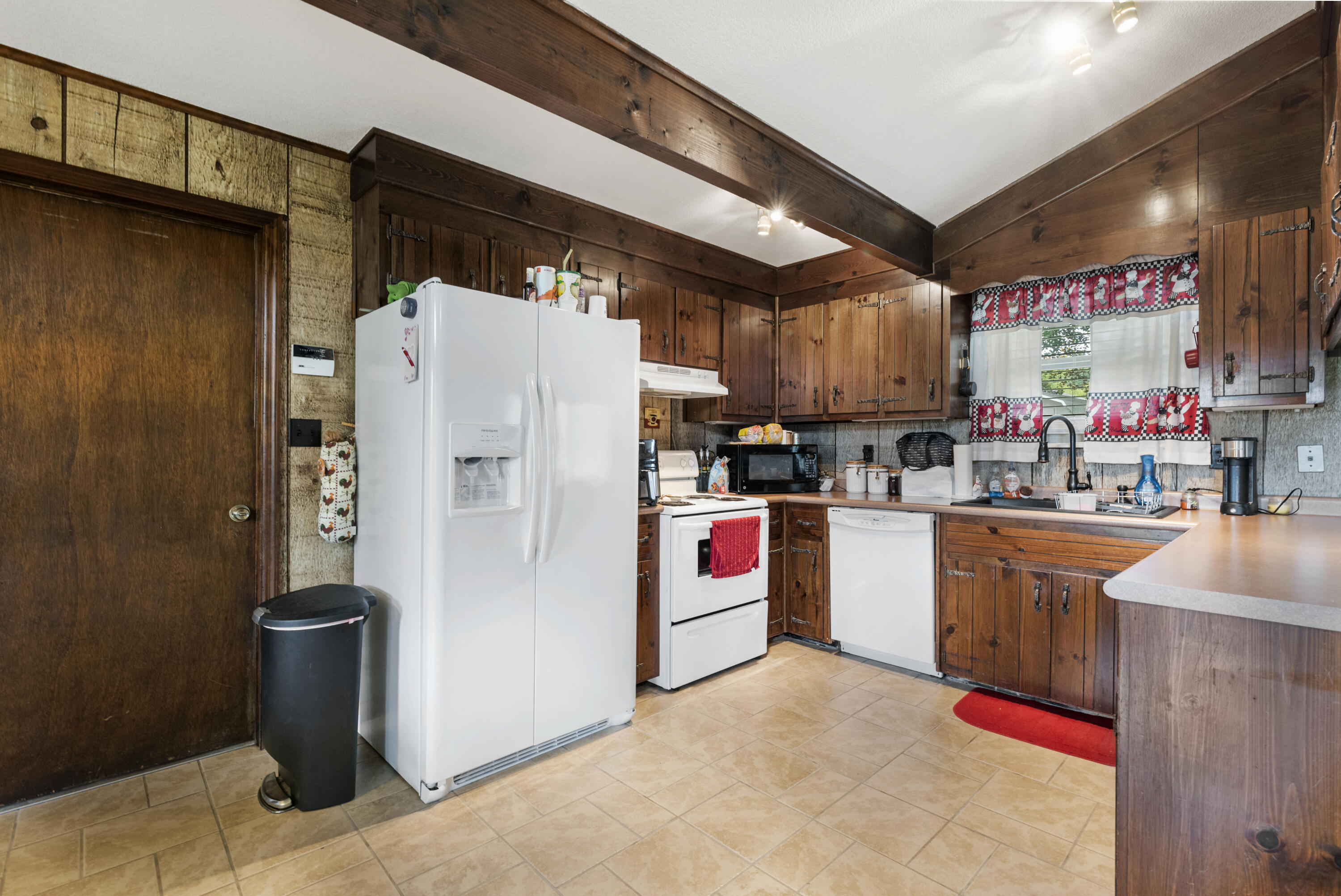 132 South Cunningham Road Seymour, TN 37865 - Photo 6 of 20 DSC_5856