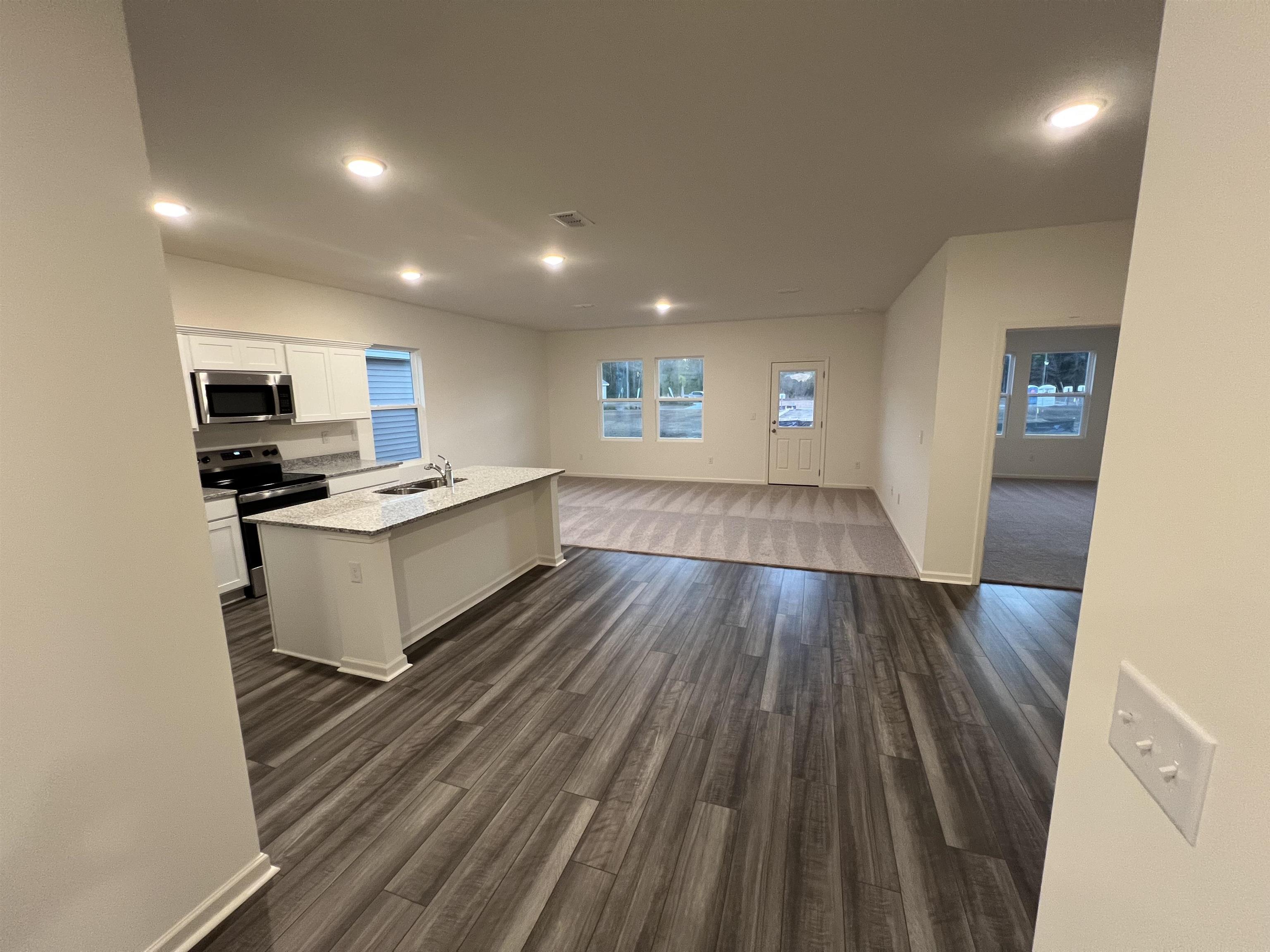 348 Azimuth Drive Conway, SC 29526 - Photo 5 of 12