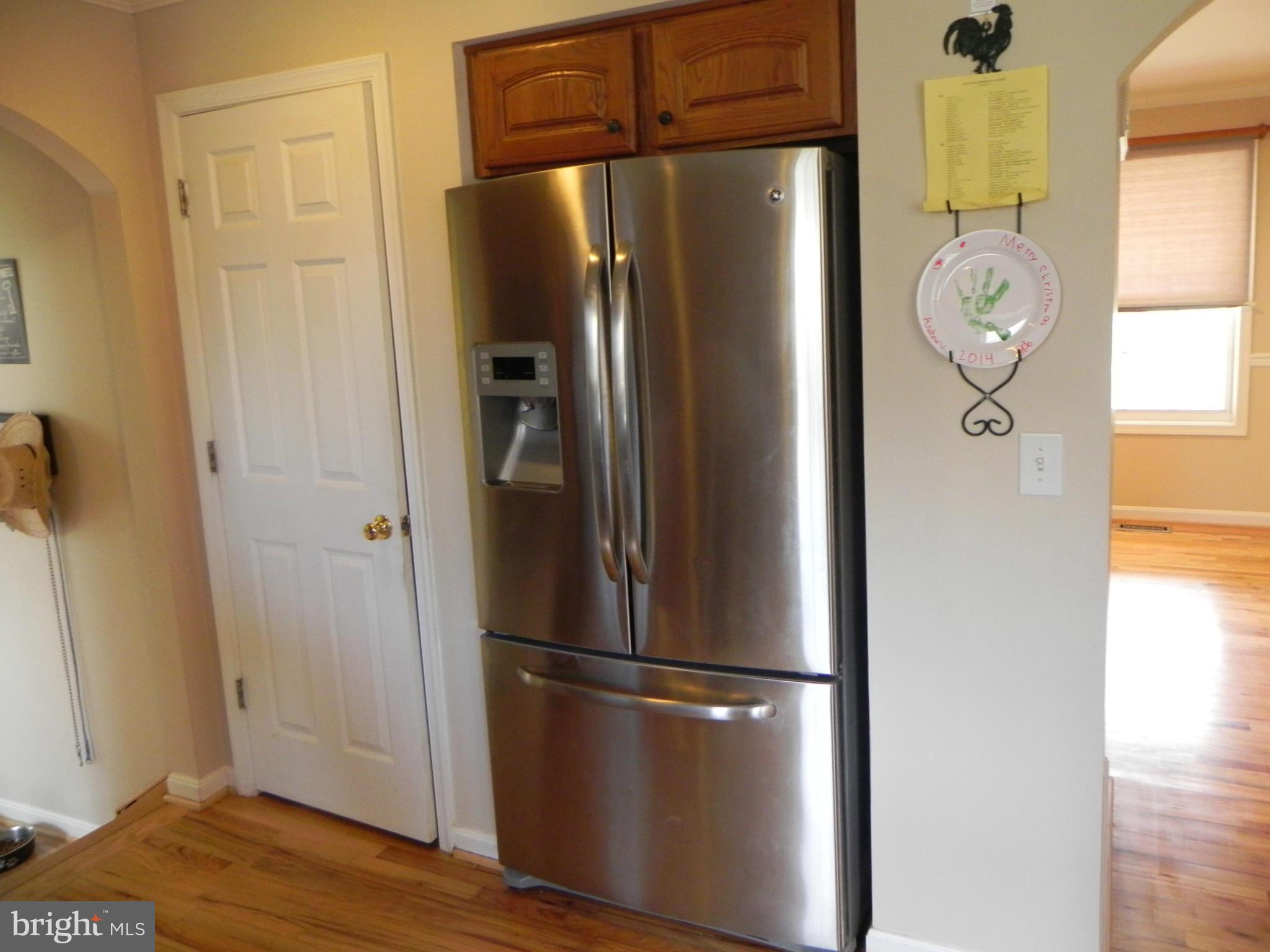 451 Quail Run Road Summit Point, WV 25446 - Photo 10 of 30 Kitchen