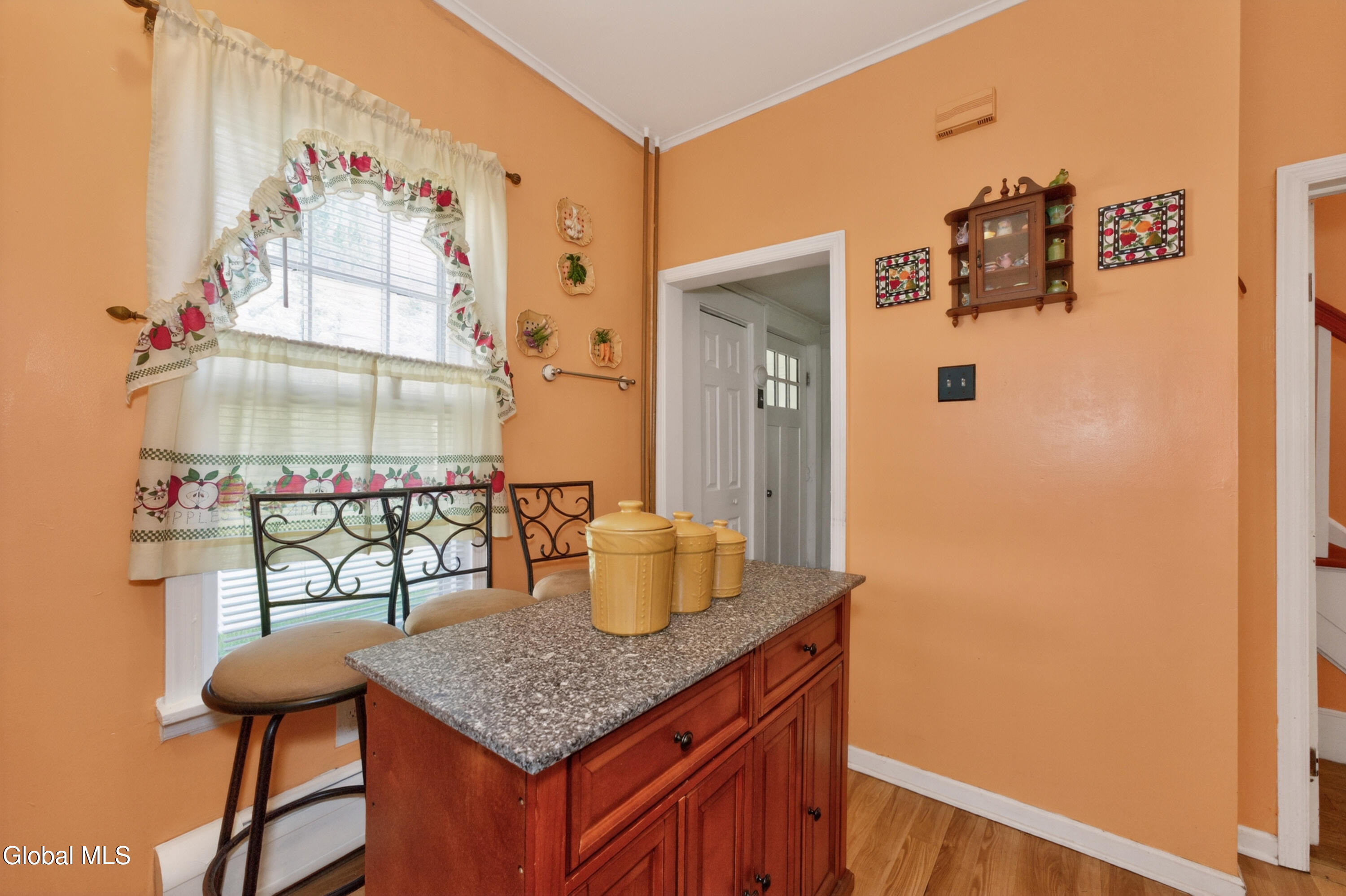 1648 Randolph Road Schenectady, NY 12308 - Photo 20 of 34 5 Kitchen 4