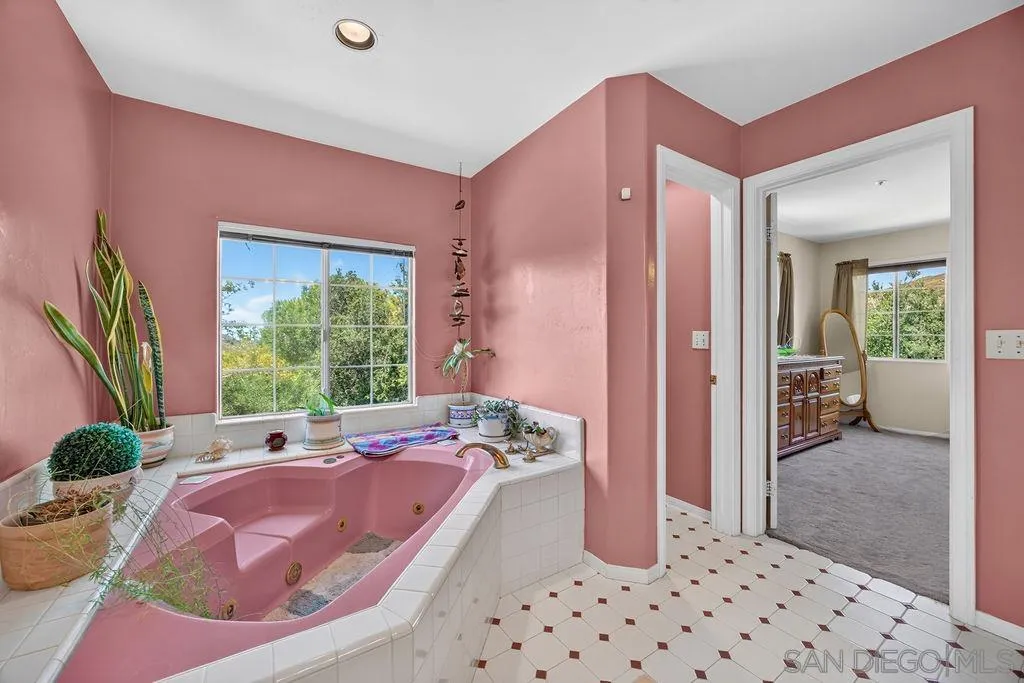 24286 Sherilton Valley Road Descanso, CA 91916 - Photo 6 of 59 Gallery Image 6