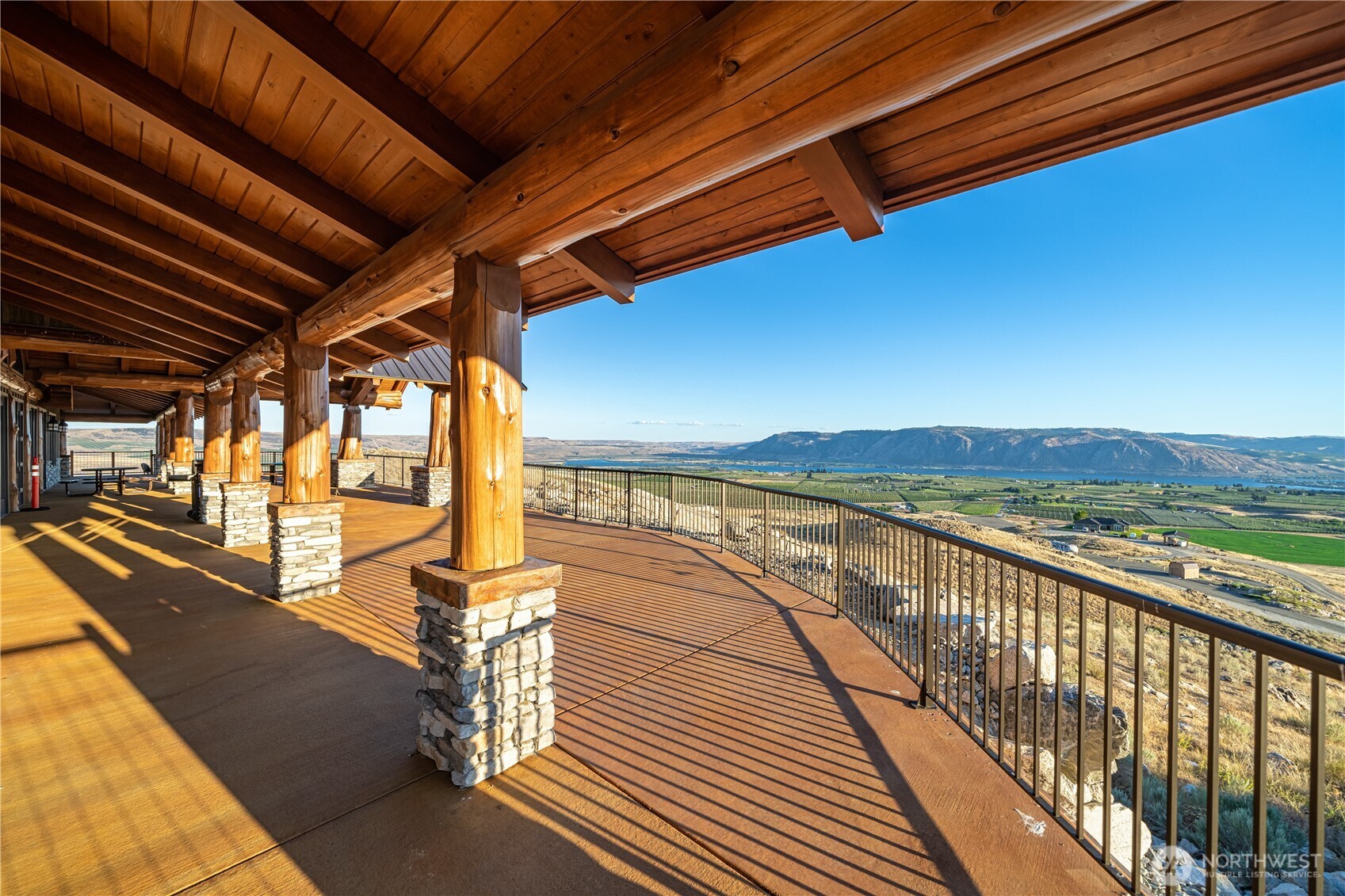 17 Vista Ridge Road Brewster, WA 98812 - Photo 33 of 40 a view of a balcony with ocean view