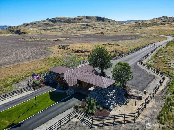 $995,000 | 17 Vista Ridge Road, Brewster, WA 98812