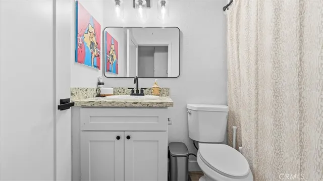 $2,300 | 14676 Coolglen Drive, Helendale, CA 92342