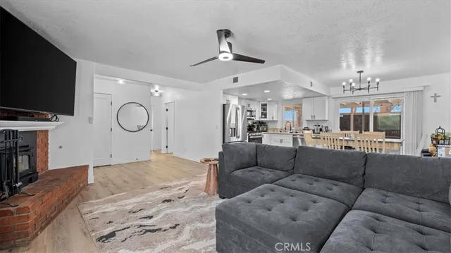 $2,300 | 14676 Coolglen Drive, Helendale, CA 92342