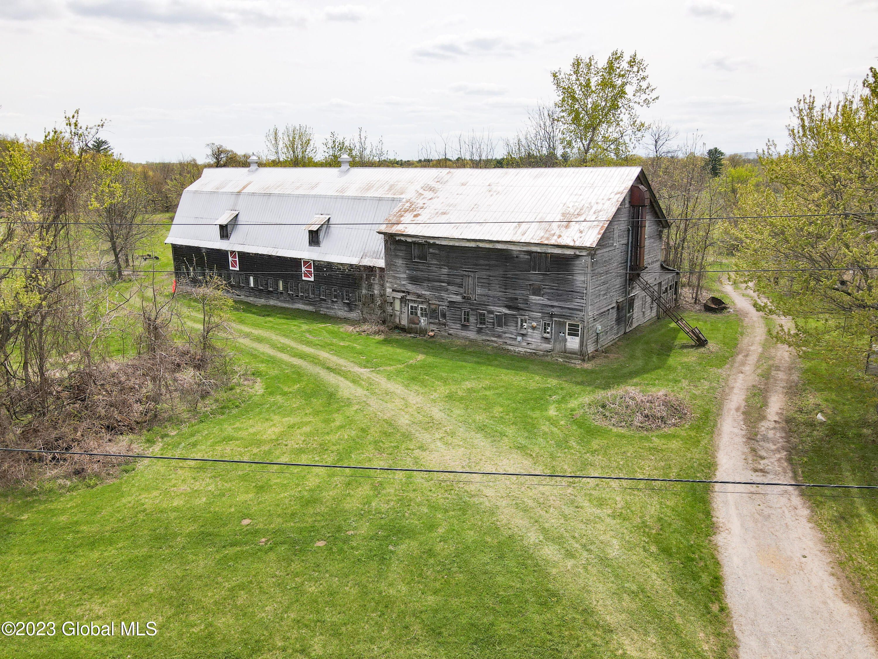 292 Clapper Road Bethlehem, NY 12158 - Photo 11 of 13 exterior