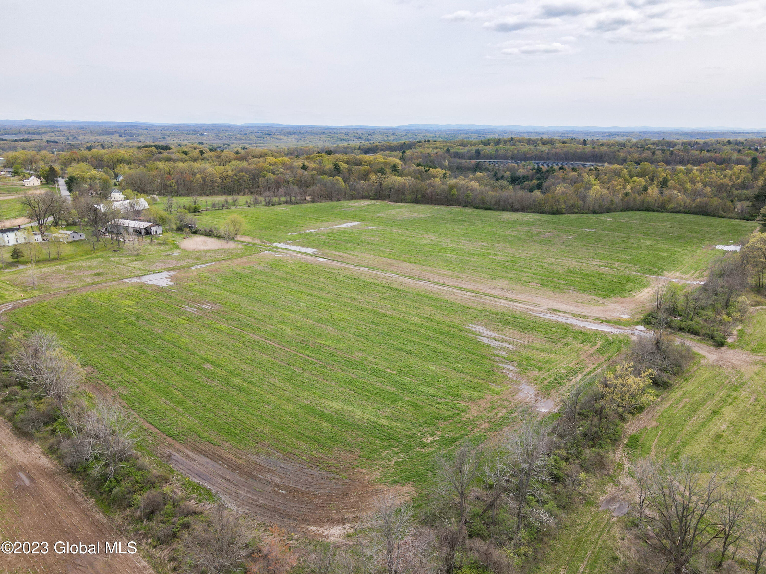 292 Clapper Road Bethlehem, NY 12158 - Photo 4 of 13 exterior