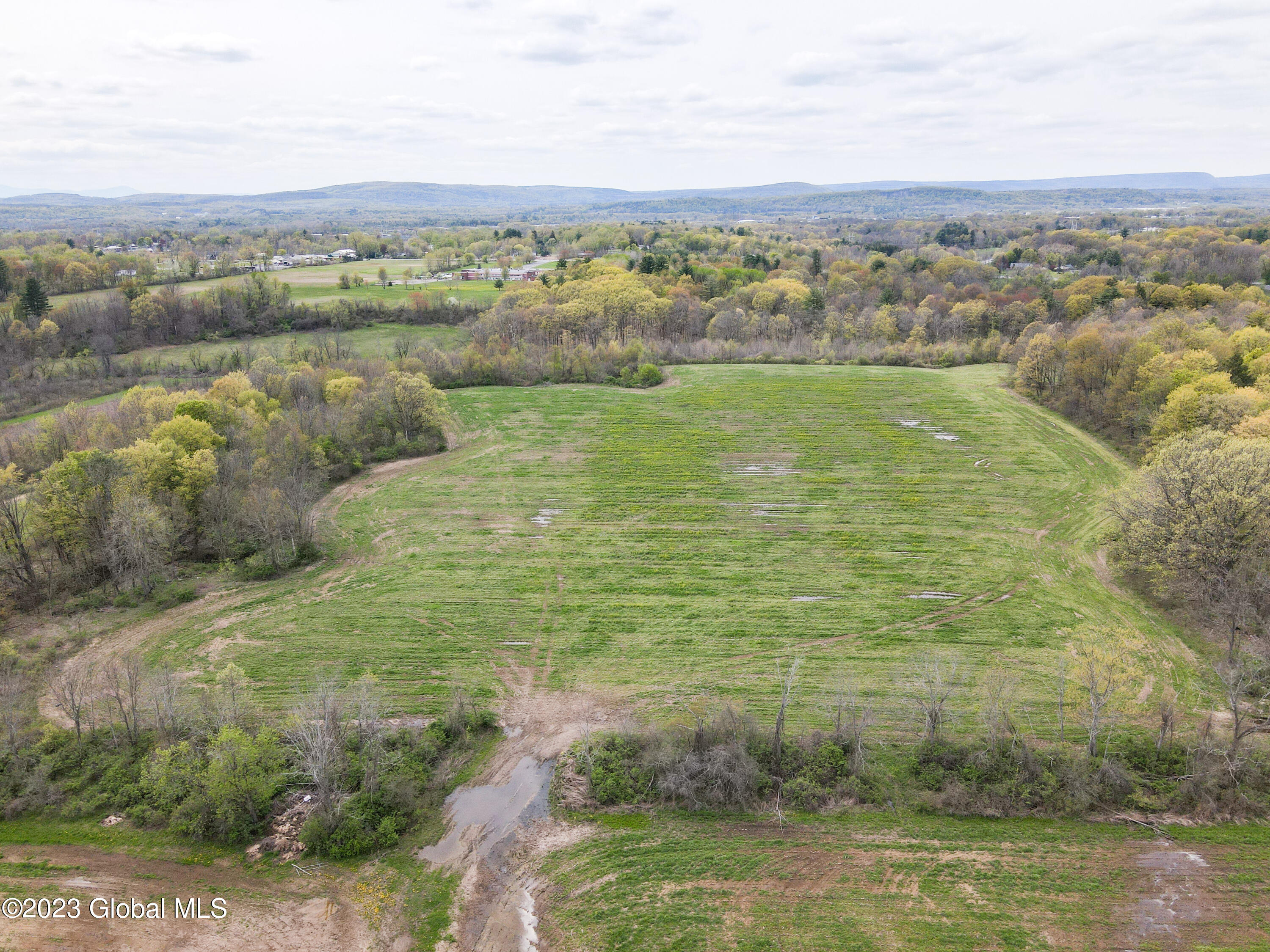 292 Clapper Road Bethlehem, NY 12158 - Photo 7 of 13 exterior