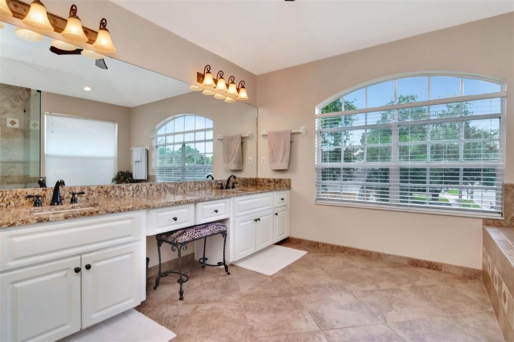 18511 Bittern Avenue Lutz, FL 33558 - Photo 38 of 63