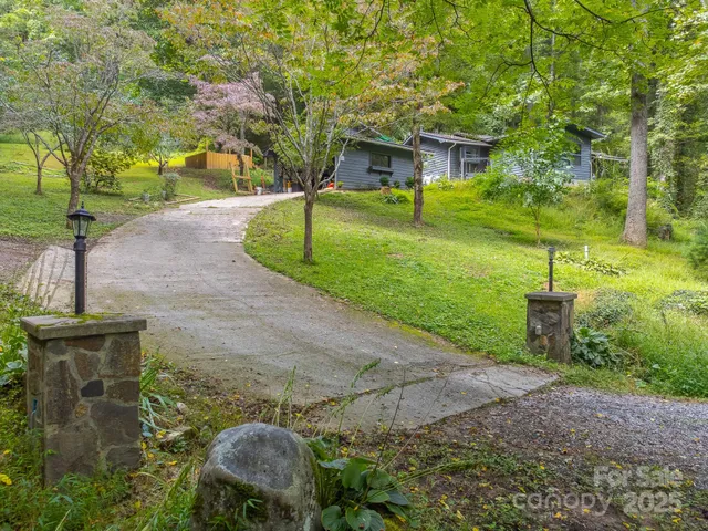 $299,000 | 370 Hidden Trail, Franklin, NC 28734