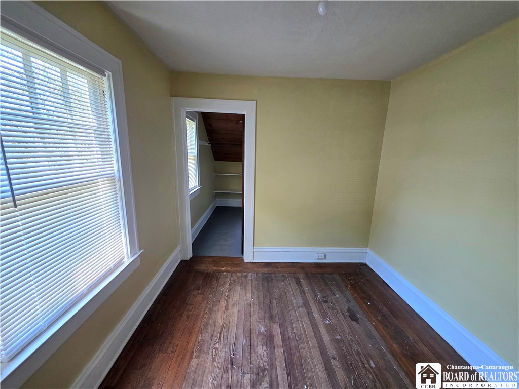 145 Maple Street Jamestown, NY 14701 - Photo 26 of 32