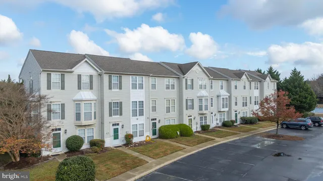 $425,000 | 38179 Greenport Lane, Ocean View, DE 19970