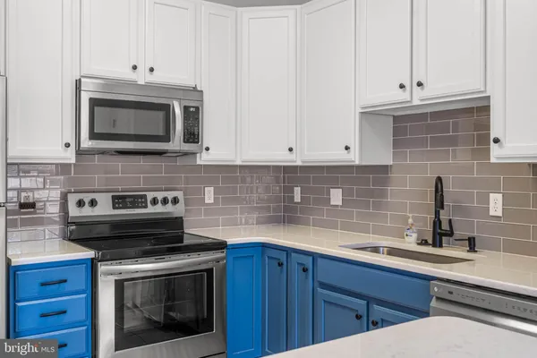$399,000 | 38179 Greenport Lane, Ocean View, DE 19970