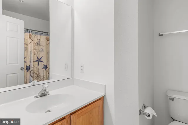 $425,000 | 38179 Greenport Lane, Ocean View, DE 19970