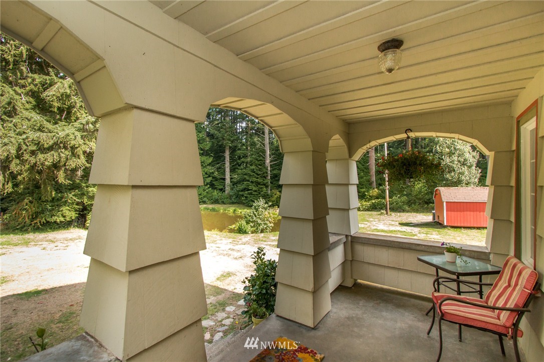 7601 Southeast King Road Port Orchard, WA 98367 - Photo 3 of 25 Gallery Image 3