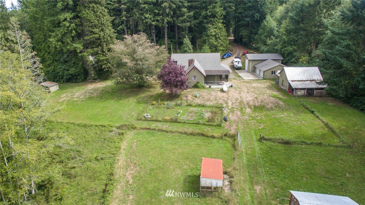 7601 Southeast King Road Port Orchard, WA 98367 - Photo 7 of 25 Gallery Image 7