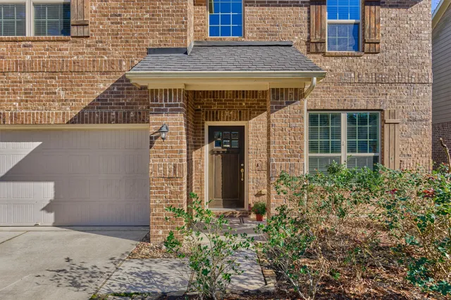 $2,750 | 132 Cobble Medley Court, Conroe, TX 77318