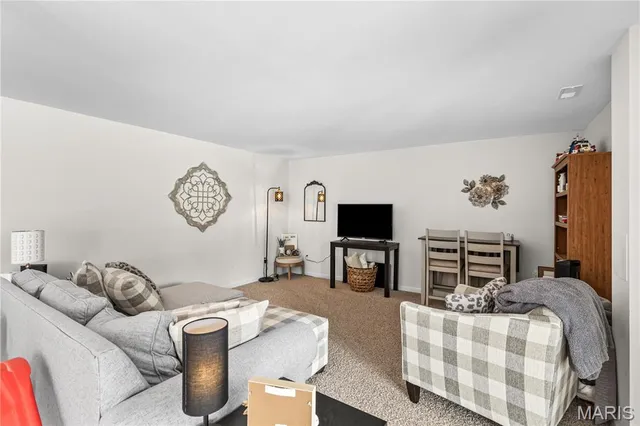 $309,900 | 111 Coltens Place, Winfield, MO 63389