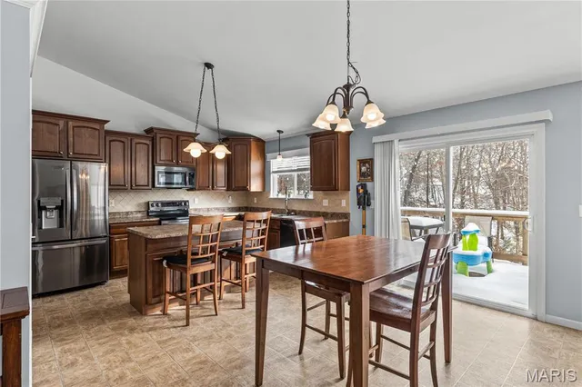 $309,900 | 111 Coltens Place, Winfield, MO 63389