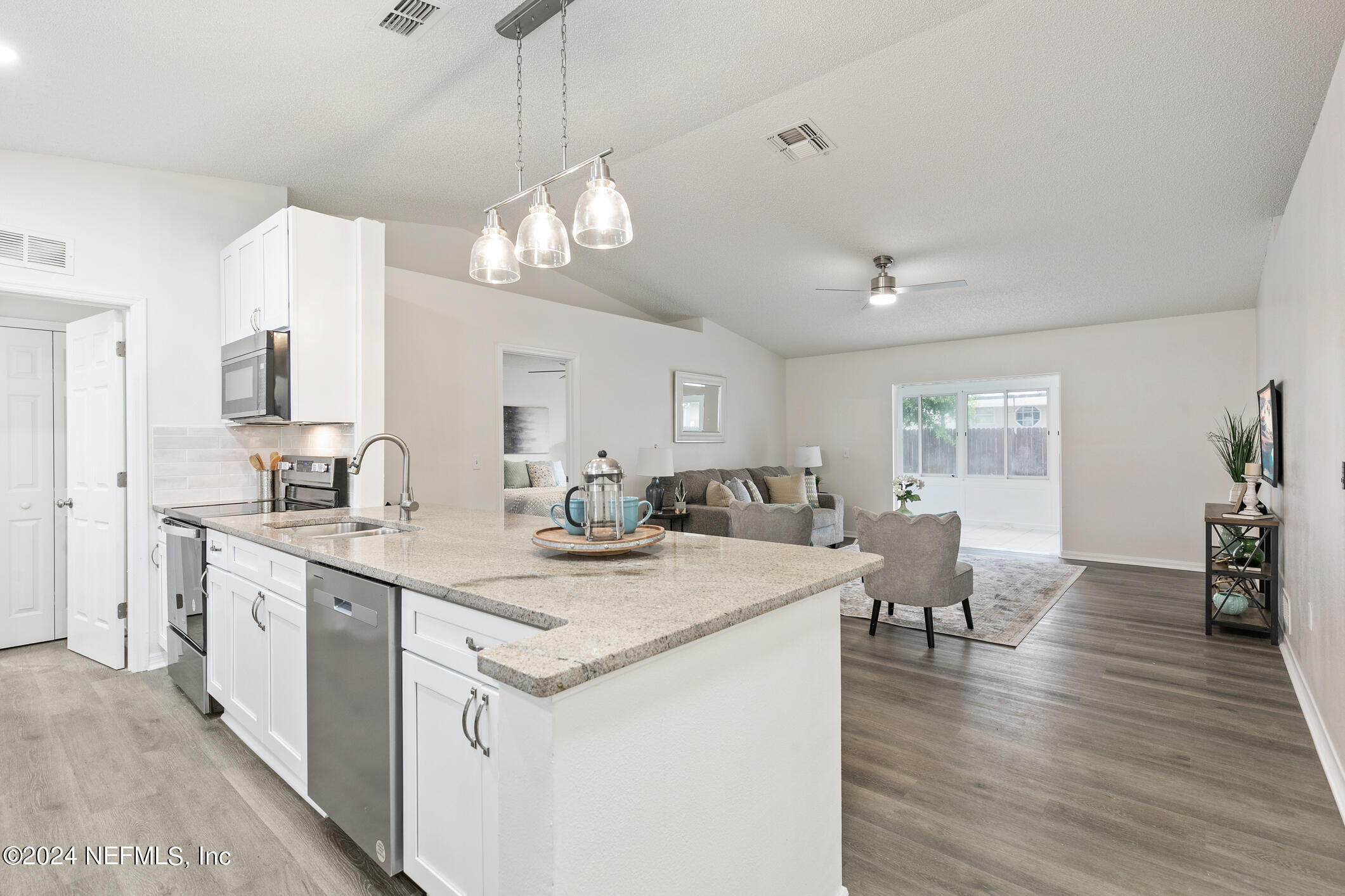 7411 High Bluff Road North Jacksonville, FL 32244 - Photo 13 of 33 7411 High Bluff (11)