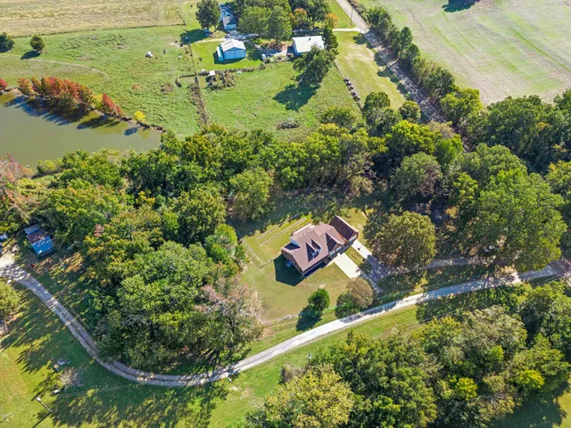 a view of a interior of the house