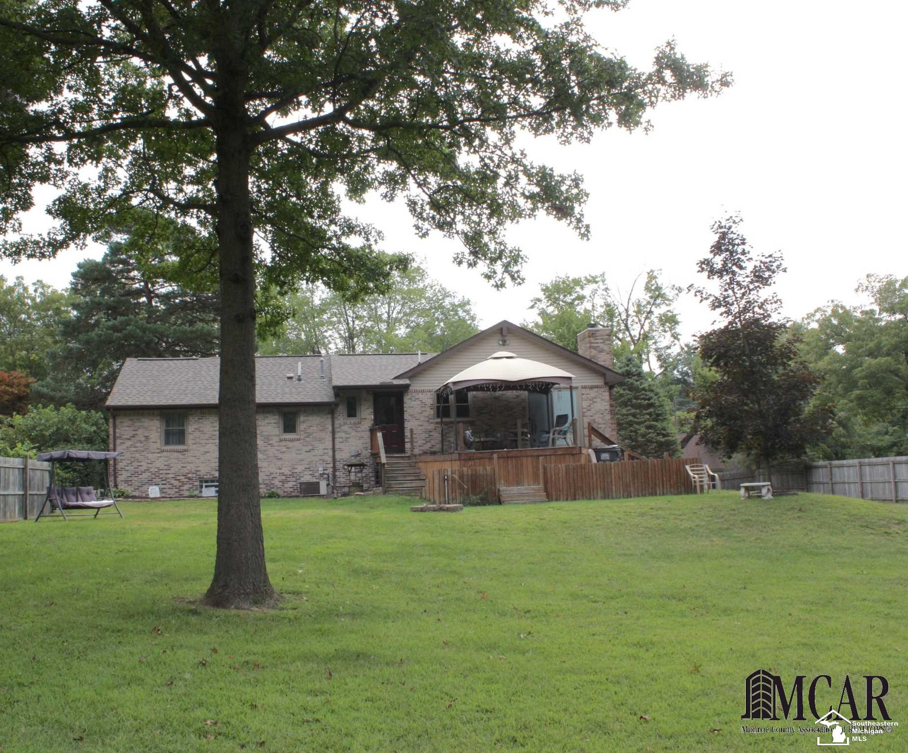 8125 Wiseman Road Lambertville, MI 48144 - Photo 27 of 27 Back of house w/deck