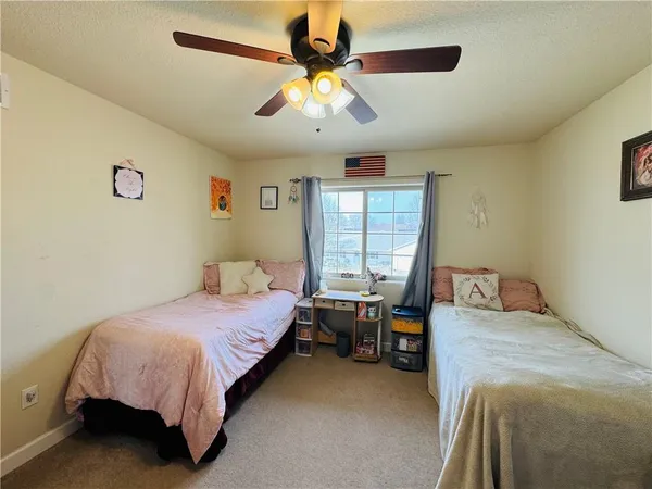 $379,000 | 1160 Andrew Drive, Maryville, MO 64468